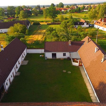 Safar Residence Hrachoviste Exteriör bild