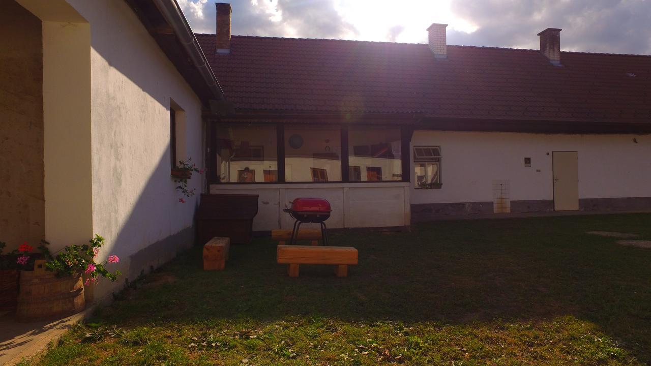 Safar Residence Hrachoviste Exteriör bild