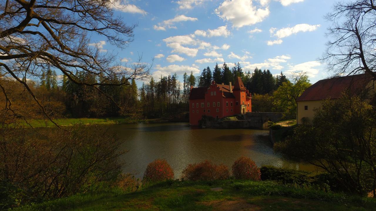 Safar Residence Hrachoviste Exteriör bild